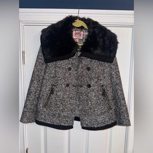 Women’s Juicy Couture Jacket Size Small Gray/Black